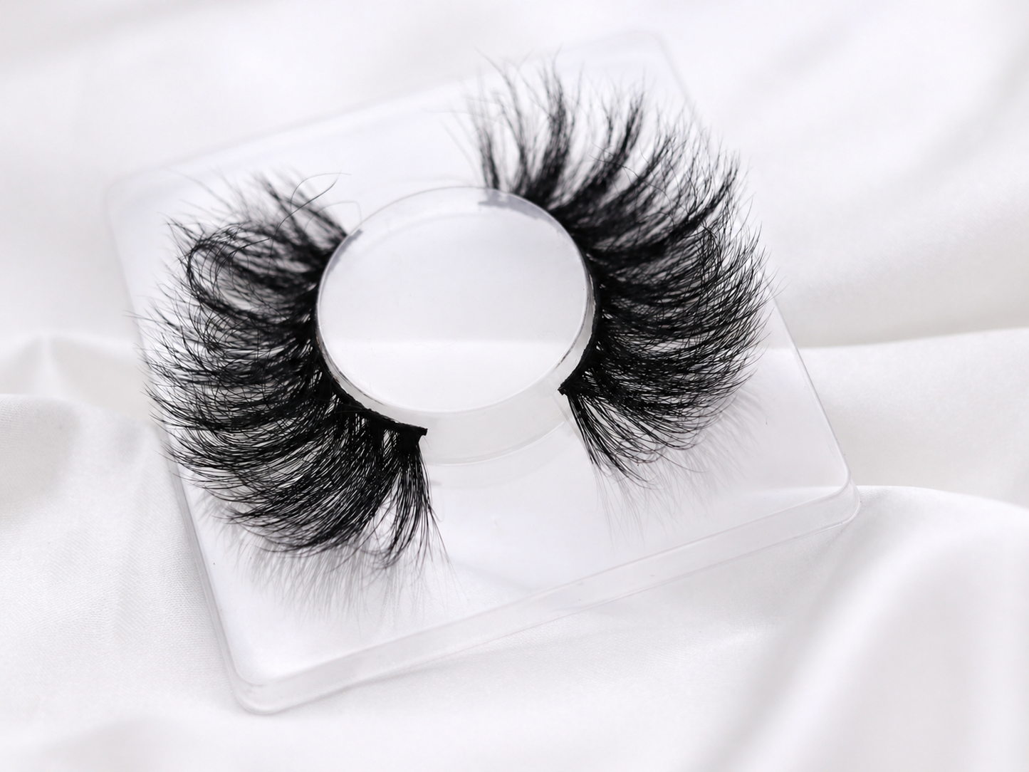 Vegas | Silk Premium Mink Lashes (Cruelty Free)
