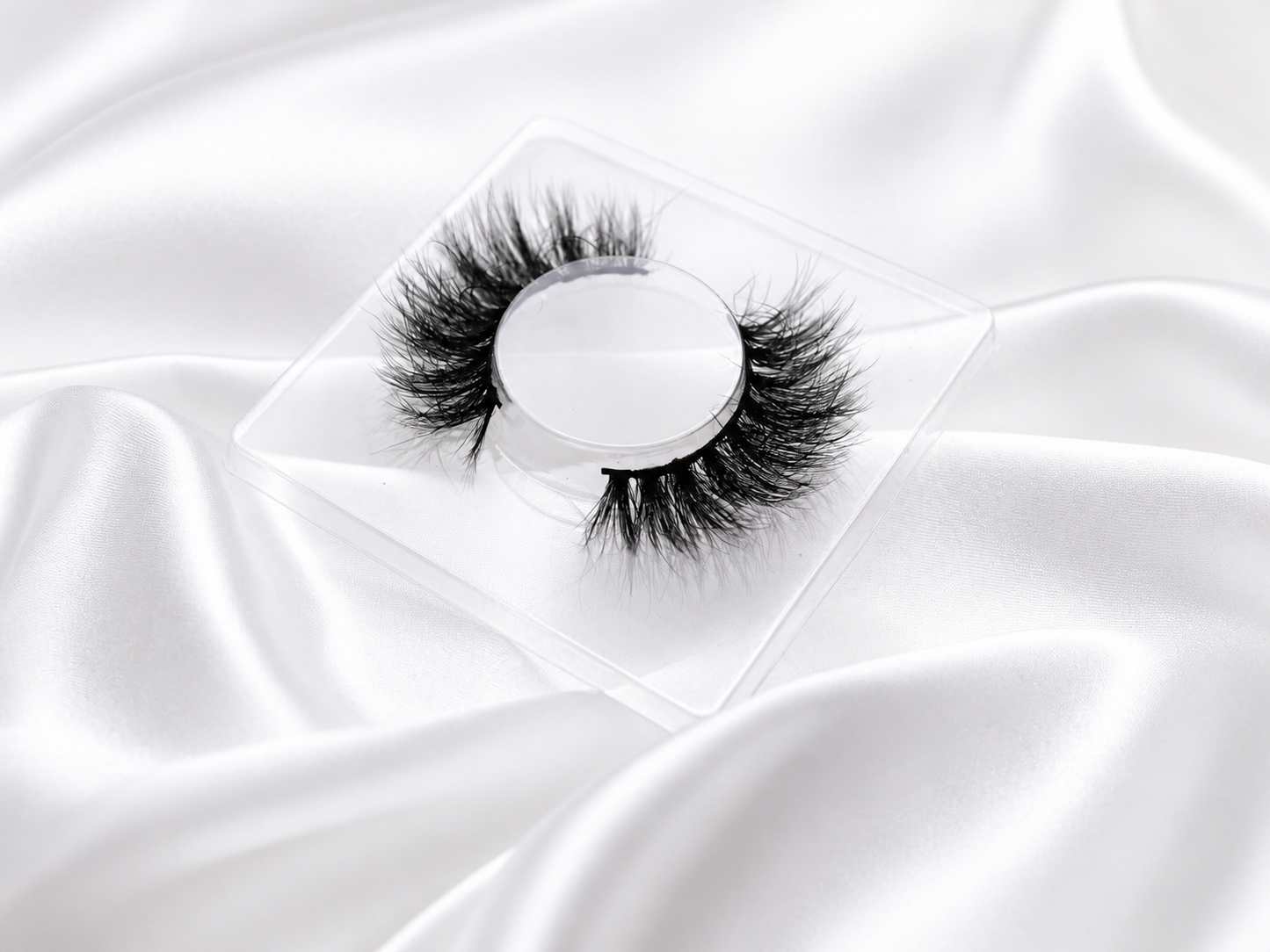 Mischief | Silk Premium Mink Lashes (Cruelty Free)