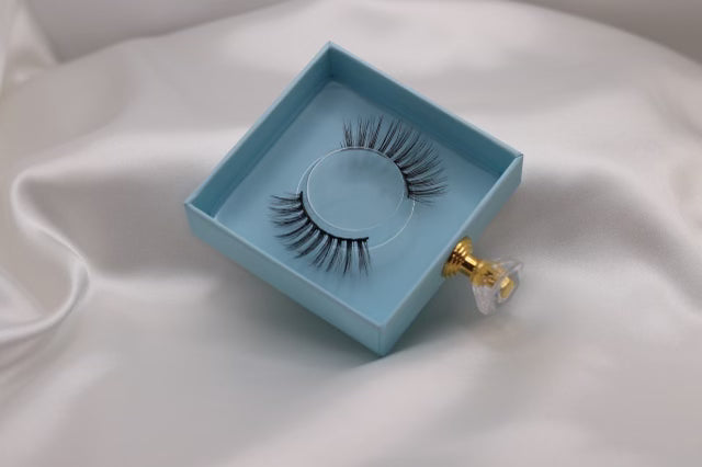 Valerie | 3D Premium Mink Lashes (Cruelty Free)