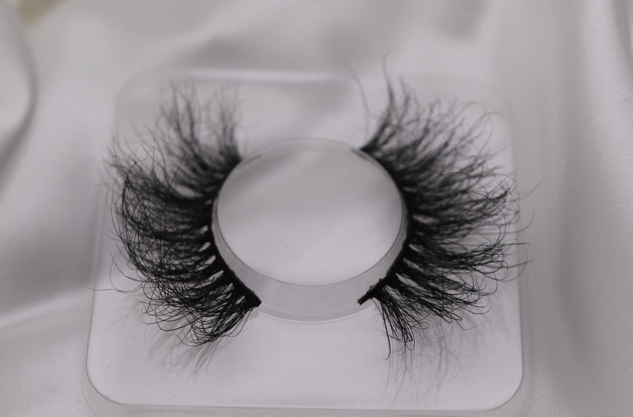 Midnight | Premium Mink Lashes (Cruelty Free)