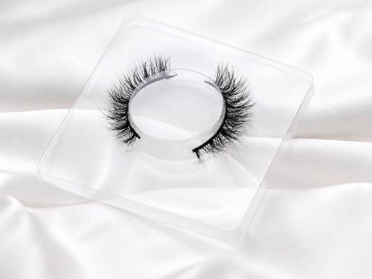 Viv | 3D Premium Mink Lashes (Cruelty Free)
