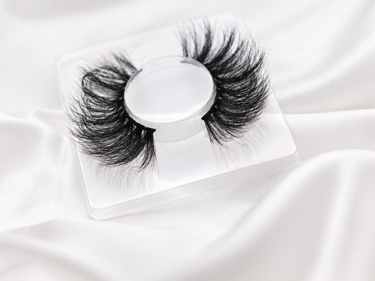 Vegas | Silk Premium Mink Lashes (Cruelty Free)