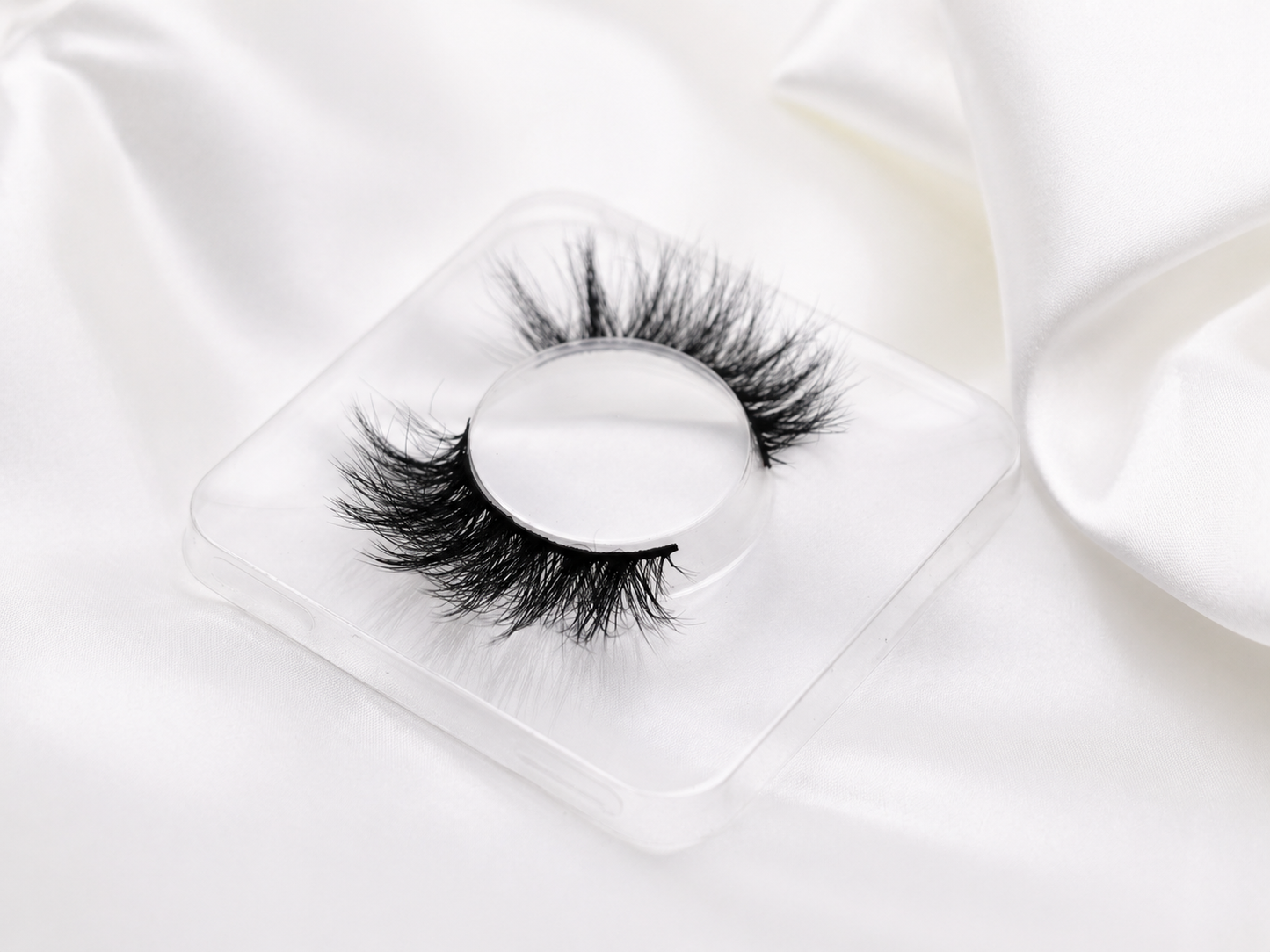 Tiffany | 3D Premium Mink Lashes  (Cruelty Free)