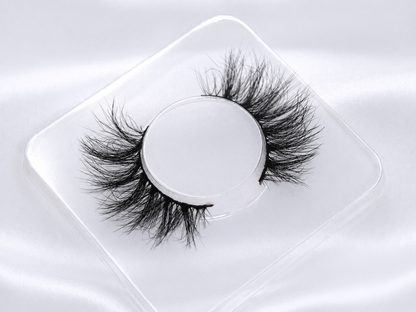 Tiffany | 3D Premium Mink Lashes  (Cruelty Free)