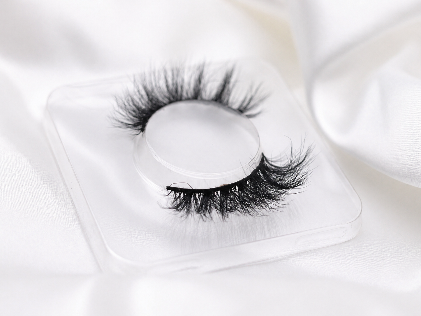 Tiffany | 3D Premium Mink Lashes  (Cruelty Free)