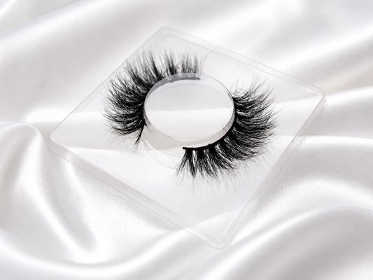 Mischief | Silk Premium Mink Lashes (Cruelty Free)