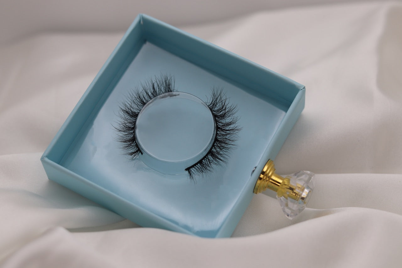 Viv | 3D Premium Mink Lashes (Cruelty Free)