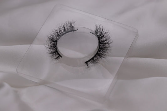 Viv | 3D Premium Mink Lashes (Cruelty Free)