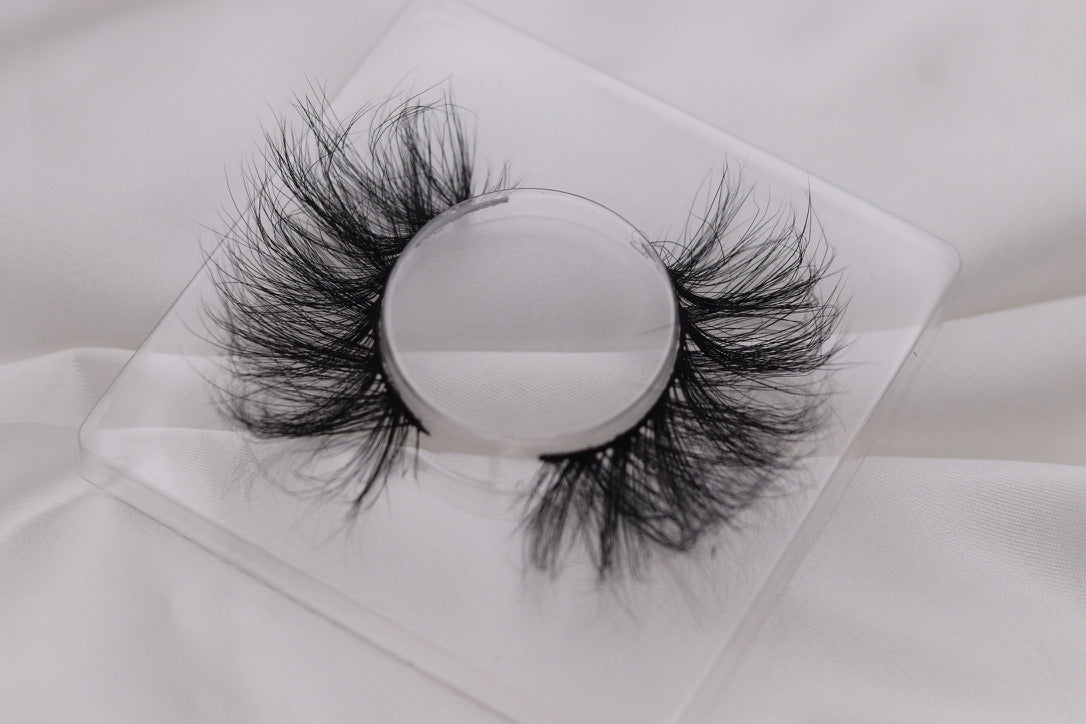 Miami | Silk Premium Mink Lashes (Cruelty Free)