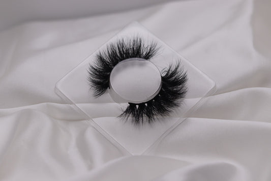 Bambi | Silk Premium Mink Lashes (Cruelty Free)