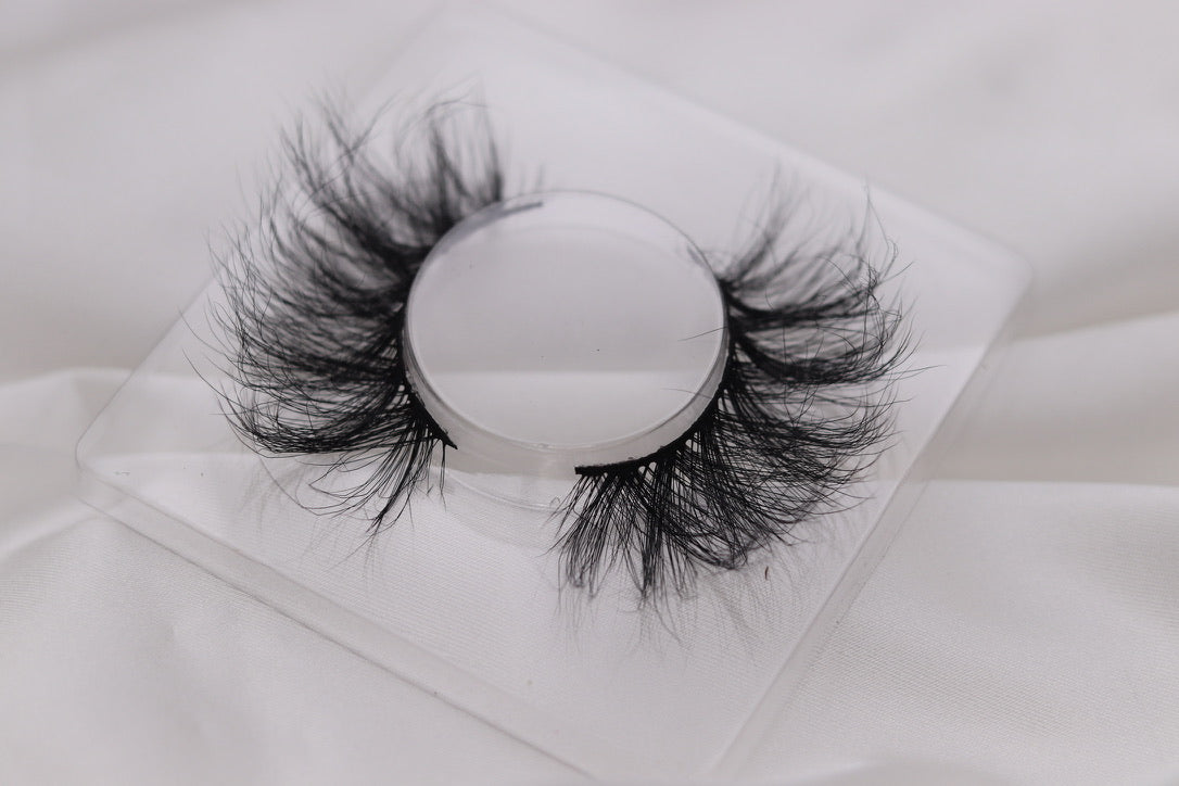 Miami | Silk Premium Mink Lashes (Cruelty Free)