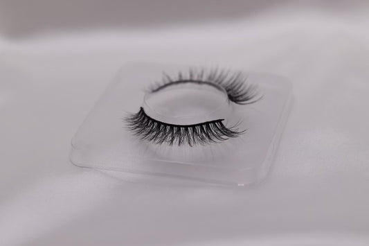Jackie K | 3D Premium Mink Lashes (Cruelty Free)