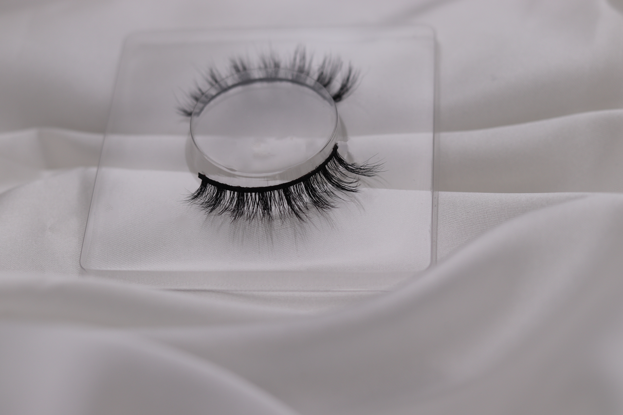 Glam | 3D Premium Mink Lashes (Cruelty Free)