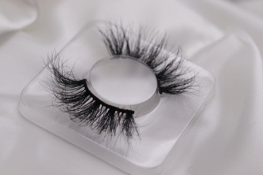 Luxxx | Premium Mink Lashes (Cruelty Free)