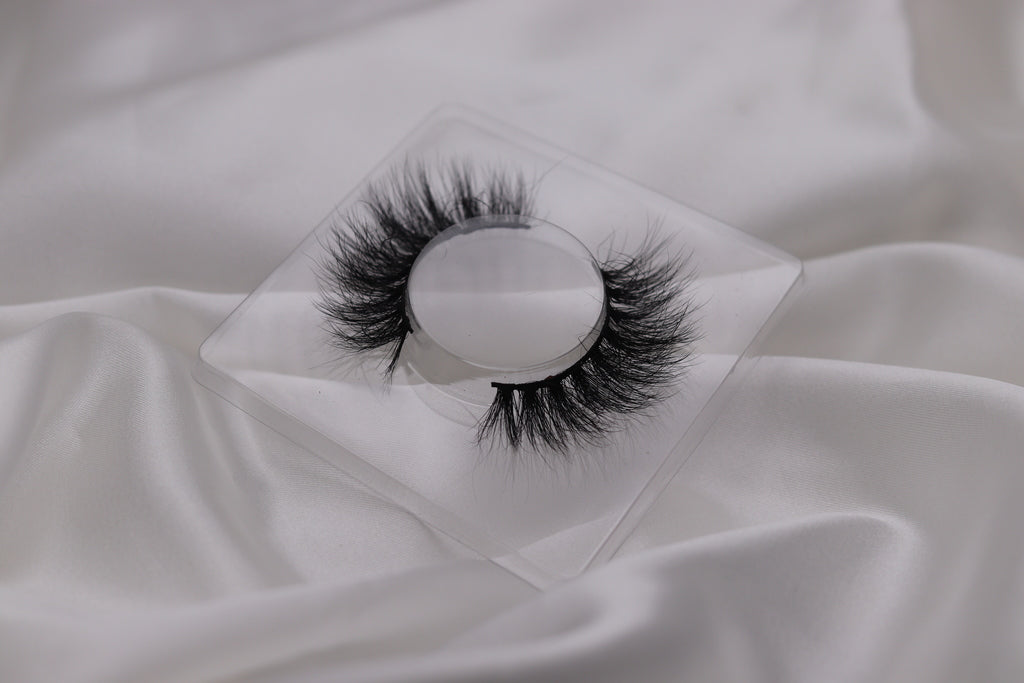 Mischief | Silk Premium Mink Lashes (Cruelty Free)