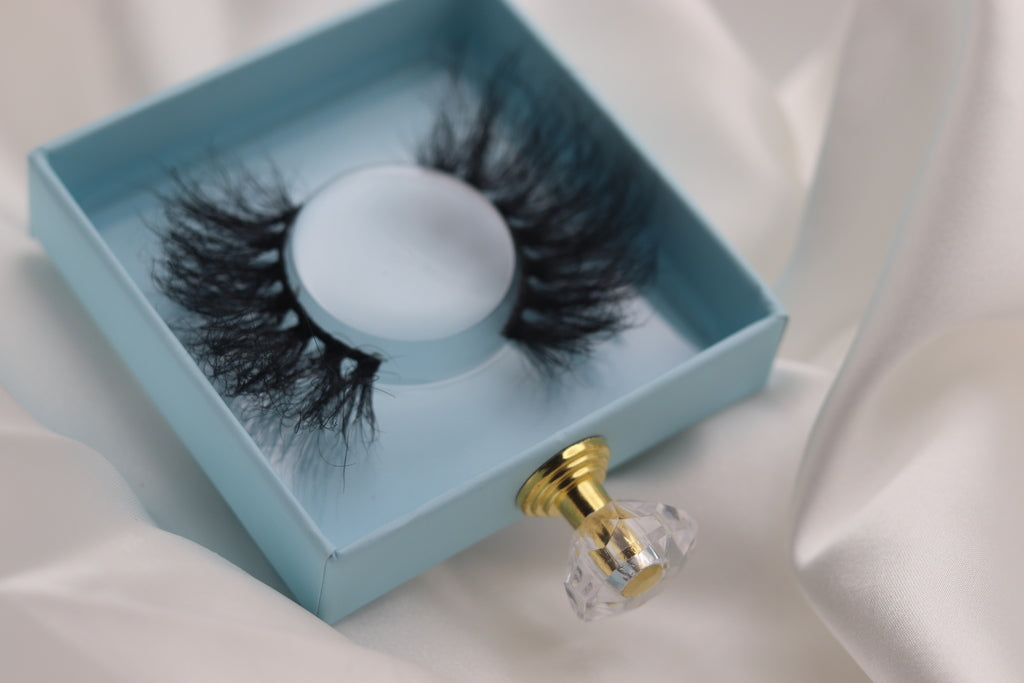 Storm | Premium Mink Lashes (Cruelty Free)