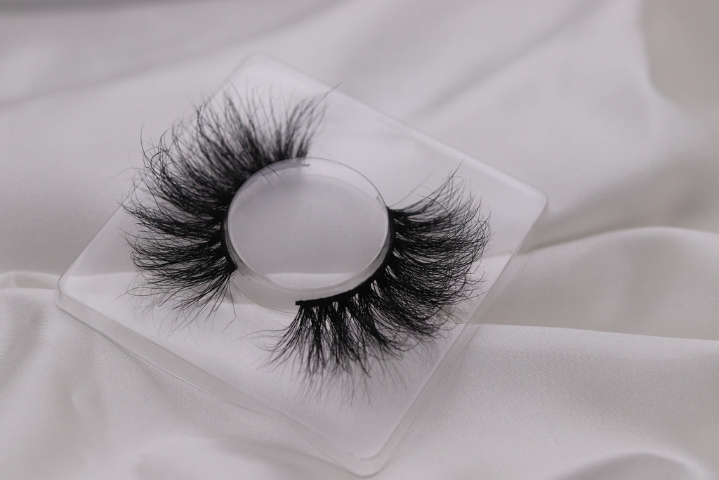 Tango | Silk Premium Mink Lashes  (Cruelty Free)