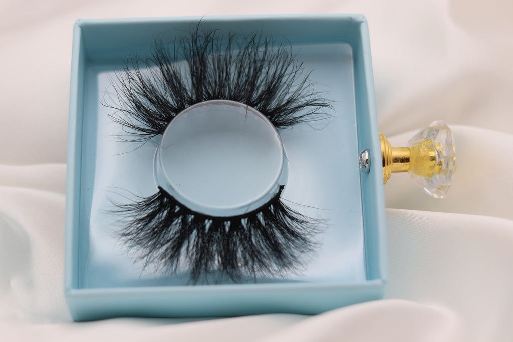 Tango | Silk Premium Mink Lashes  (Cruelty Free)